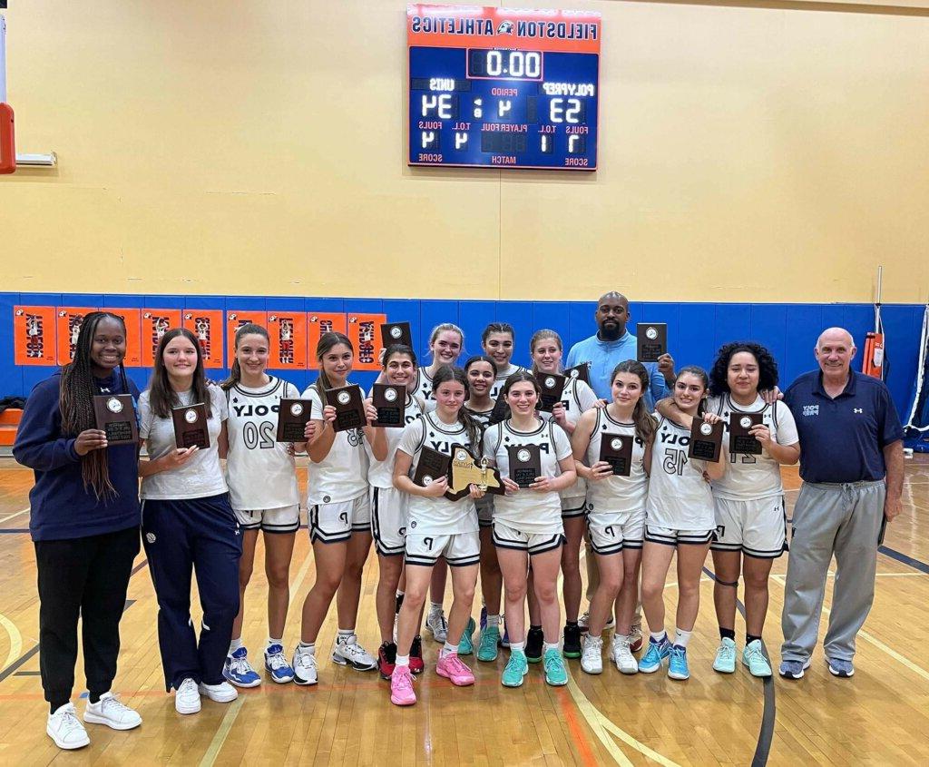 保利预科 Blue Devils 大学运动代表队 Girls' Basketball team defeated UNIS 和 captured the 2024 NYASIS Class C State Championship title.